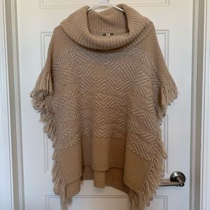 Ponchos sweater